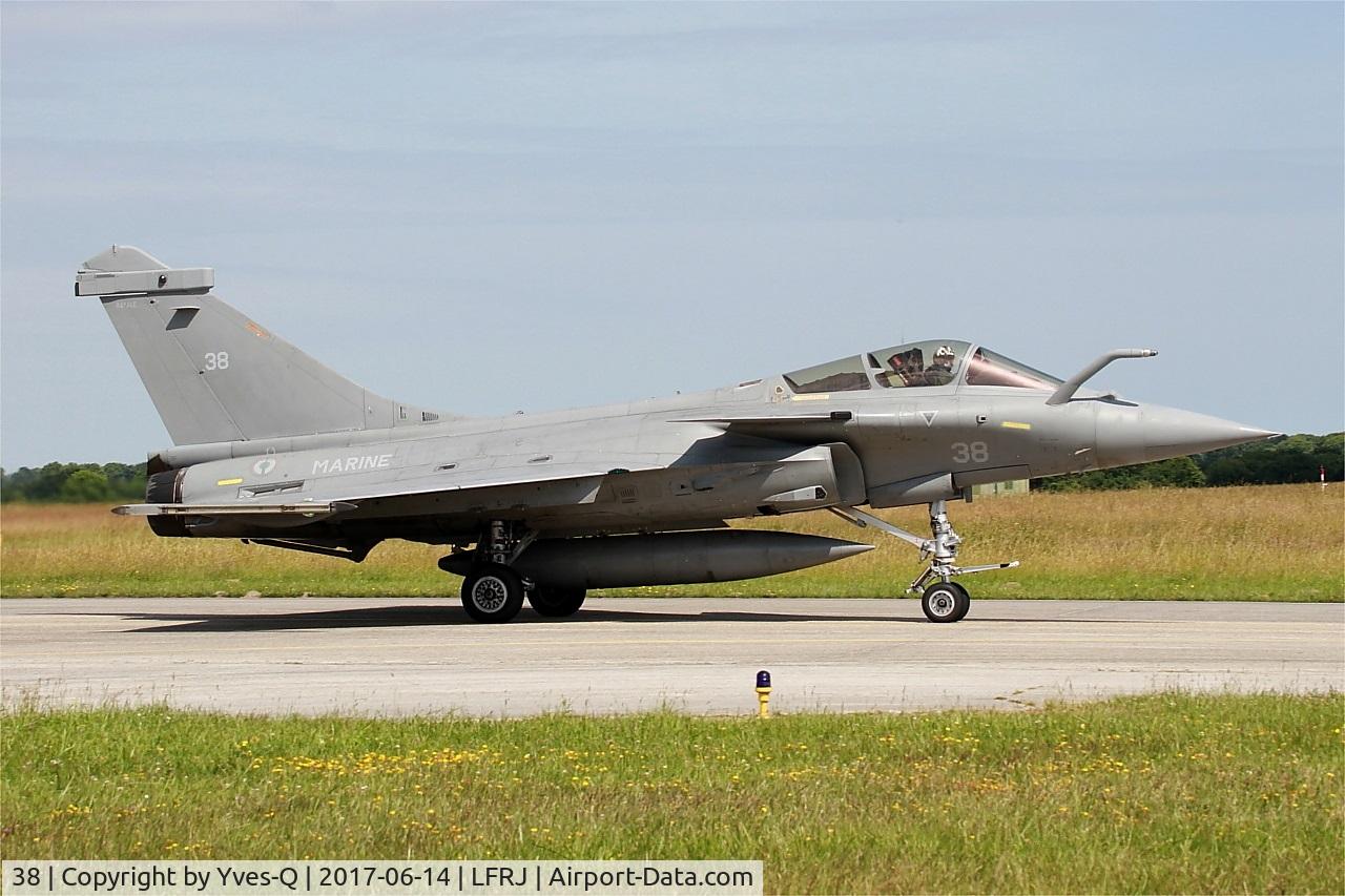 38, 2013 Dassault Rafale M C/N 38, Dassault Rafale M, Taxiing to flight line, Landivisiau Naval Air Base (LFRJ) Tiger Meet 2017