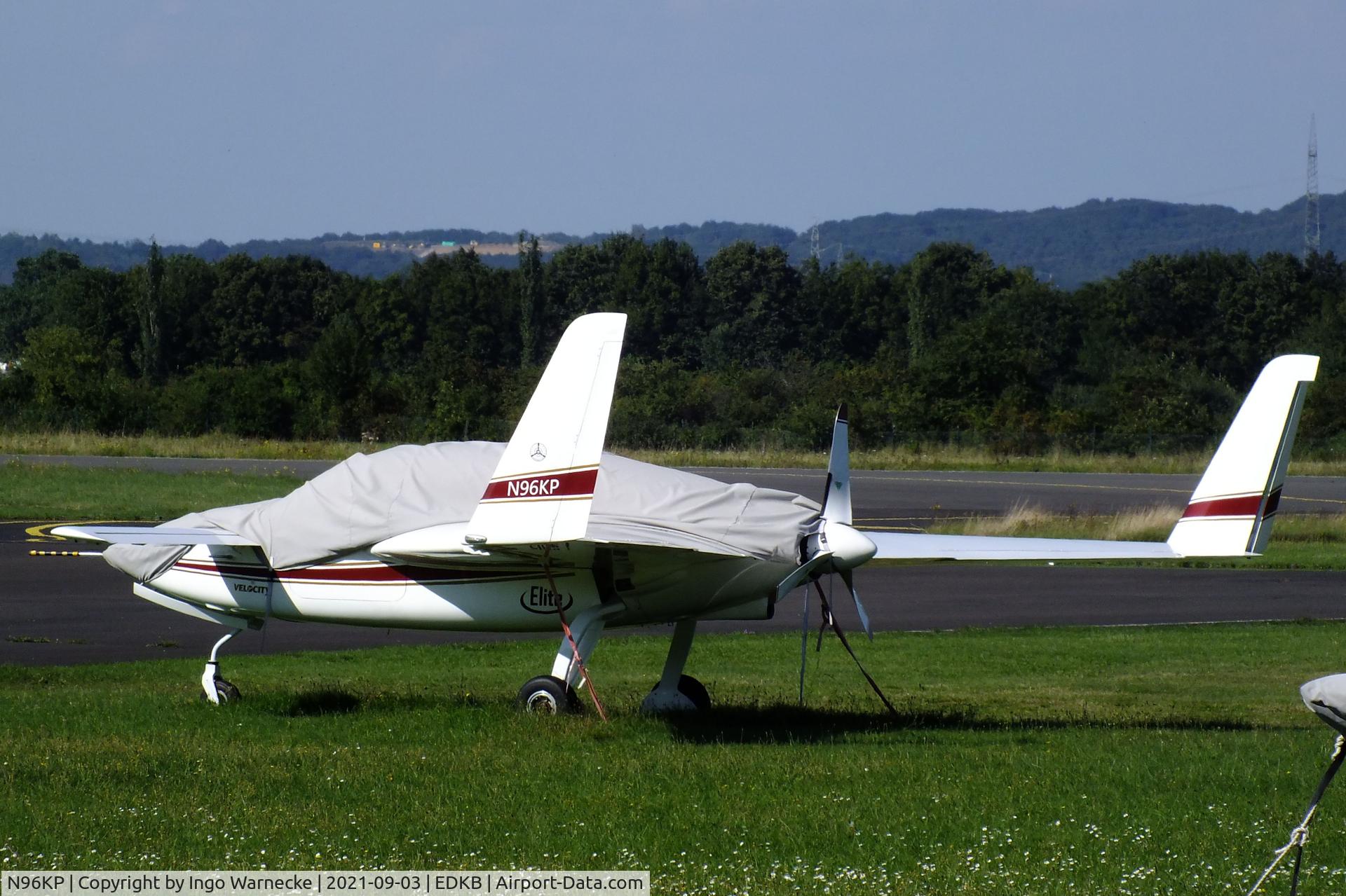 N96KP, 1996 Velocity Velocity  RG 173 C/N DMO325, Velocity SE RG 173 at Bonn-Hangelar airfield during the Grumman Fly-in 2021