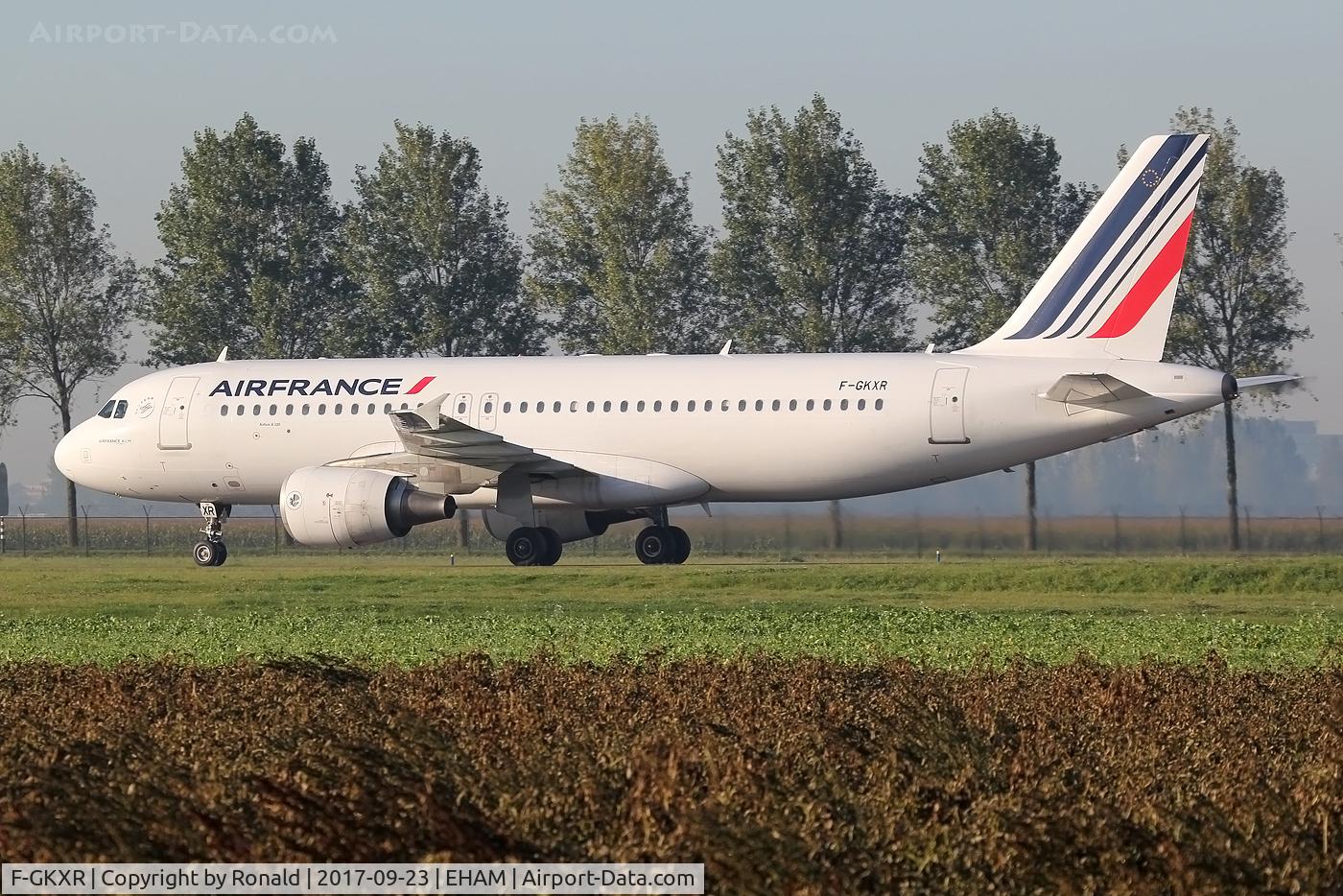 F-GKXR, 2009 Airbus A320-214 C/N 3795, at spl