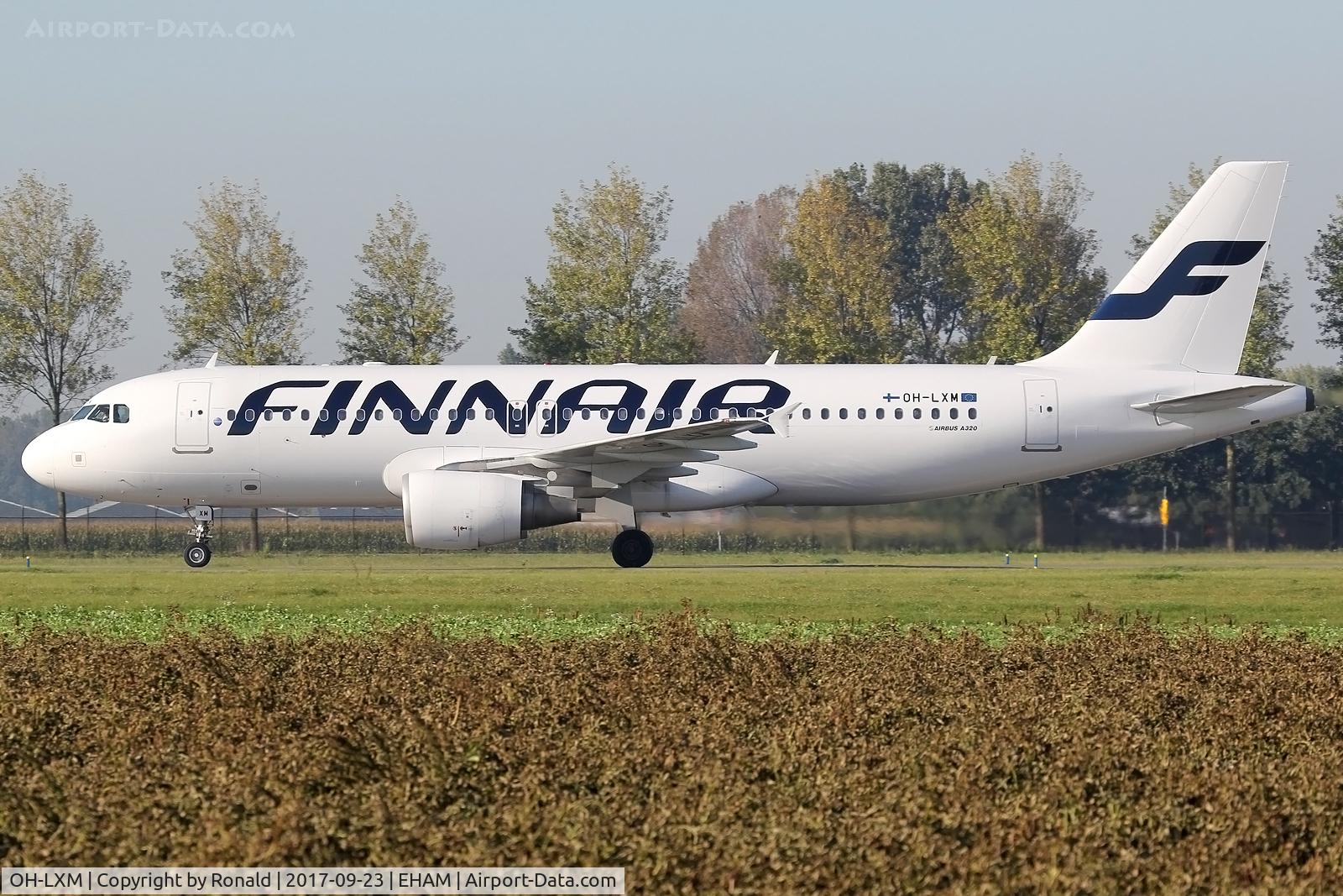 OH-LXM, 2003 Airbus A320-214 C/N 2154, at spl