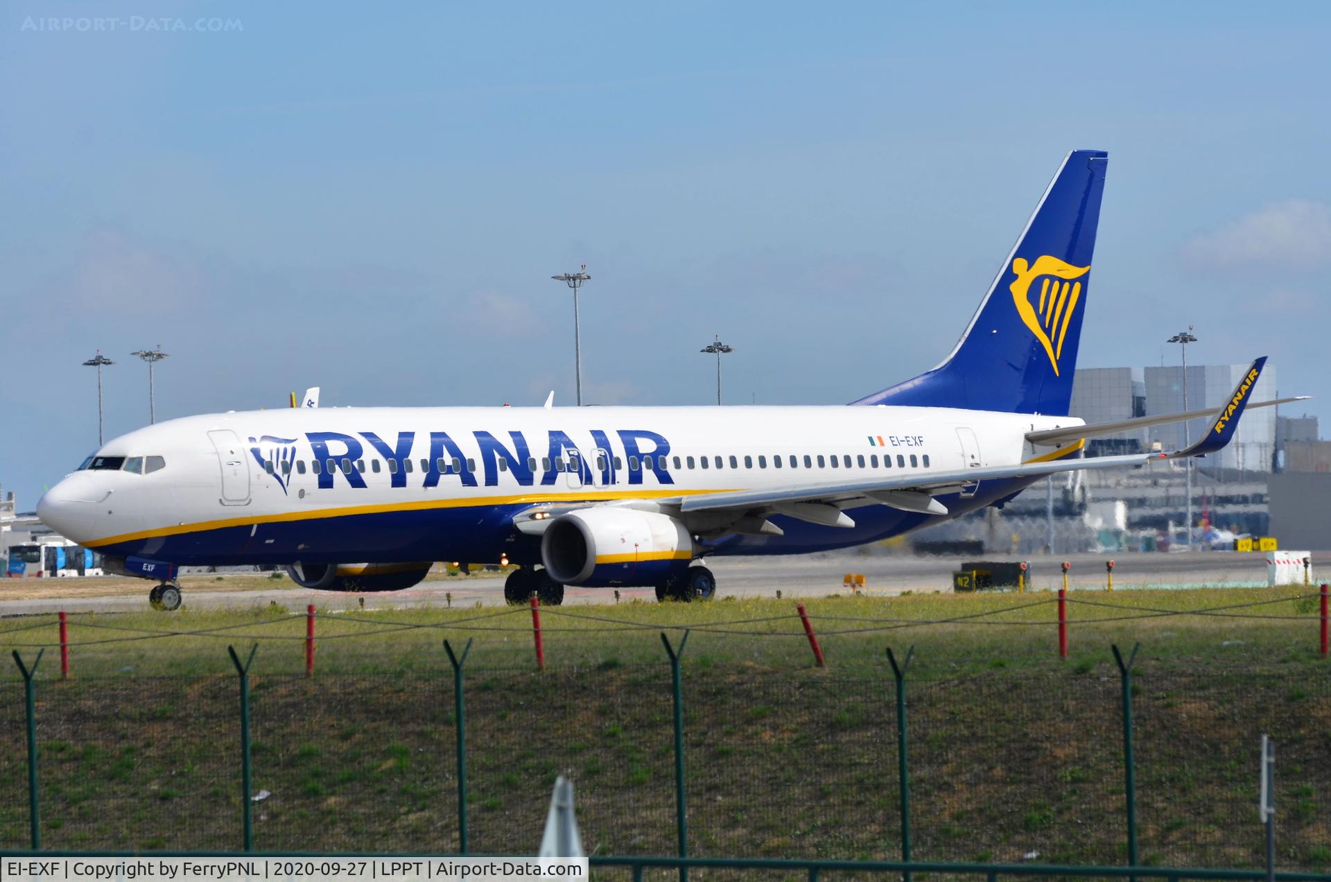 EI-EXF, 2012 Boeing 737-8AS C/N 40322, Ryanair B738 for departure