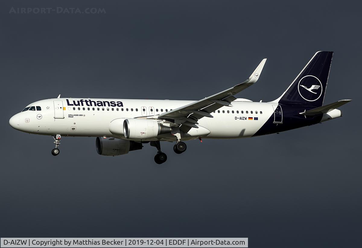 D-AIZW, 2013 Airbus A320-214 C/N 5694, D-AIZW