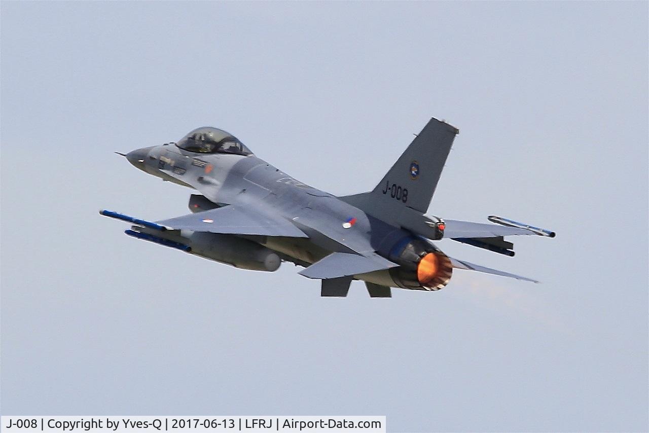 J-008, General Dynamics F-16AM Fighting Falcon C/N 6D-164, General Dynamics F-16AM Fighting Falcon, Climbing from rwy 26, Landivisiau Naval Air Base (LFRJ) Tiger Meet 2017