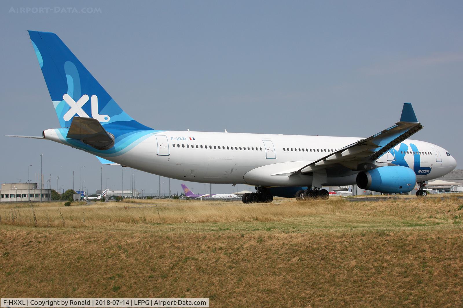F-HXXL, 2004 Airbus A330-243 C/N 597, at cdg