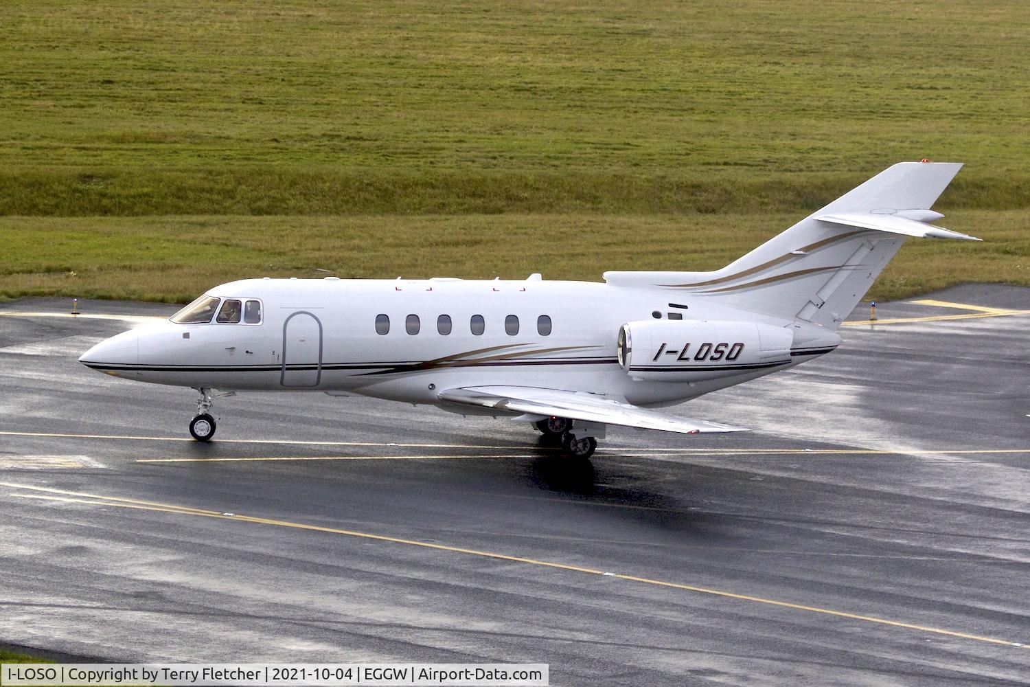 I-LOSO, 2004 Raytheon Hawker 800XP C/N 258689, At Luton