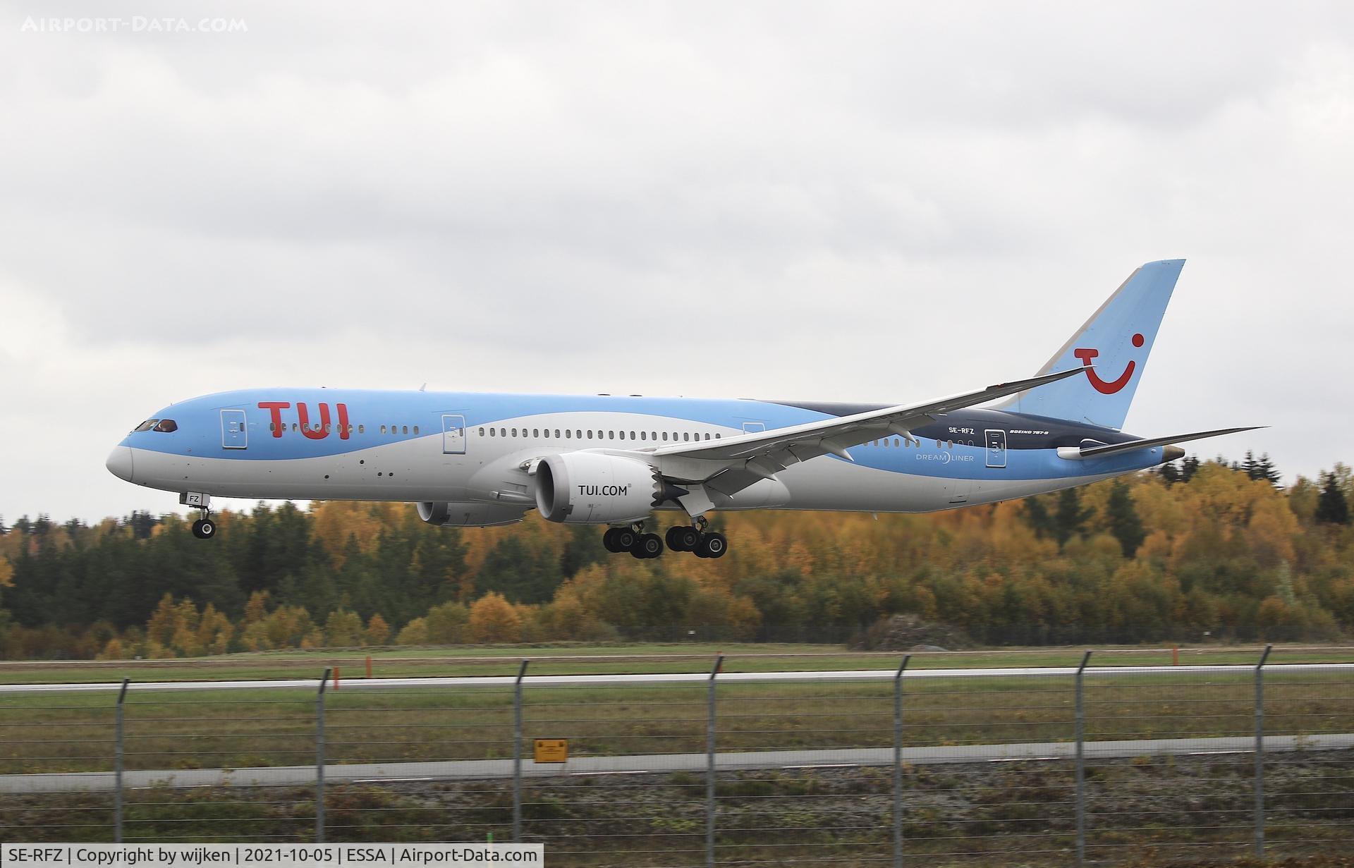 SE-RFZ, 2017 Boeing 787-9 Dreamliner C/N 44579, RWY 26