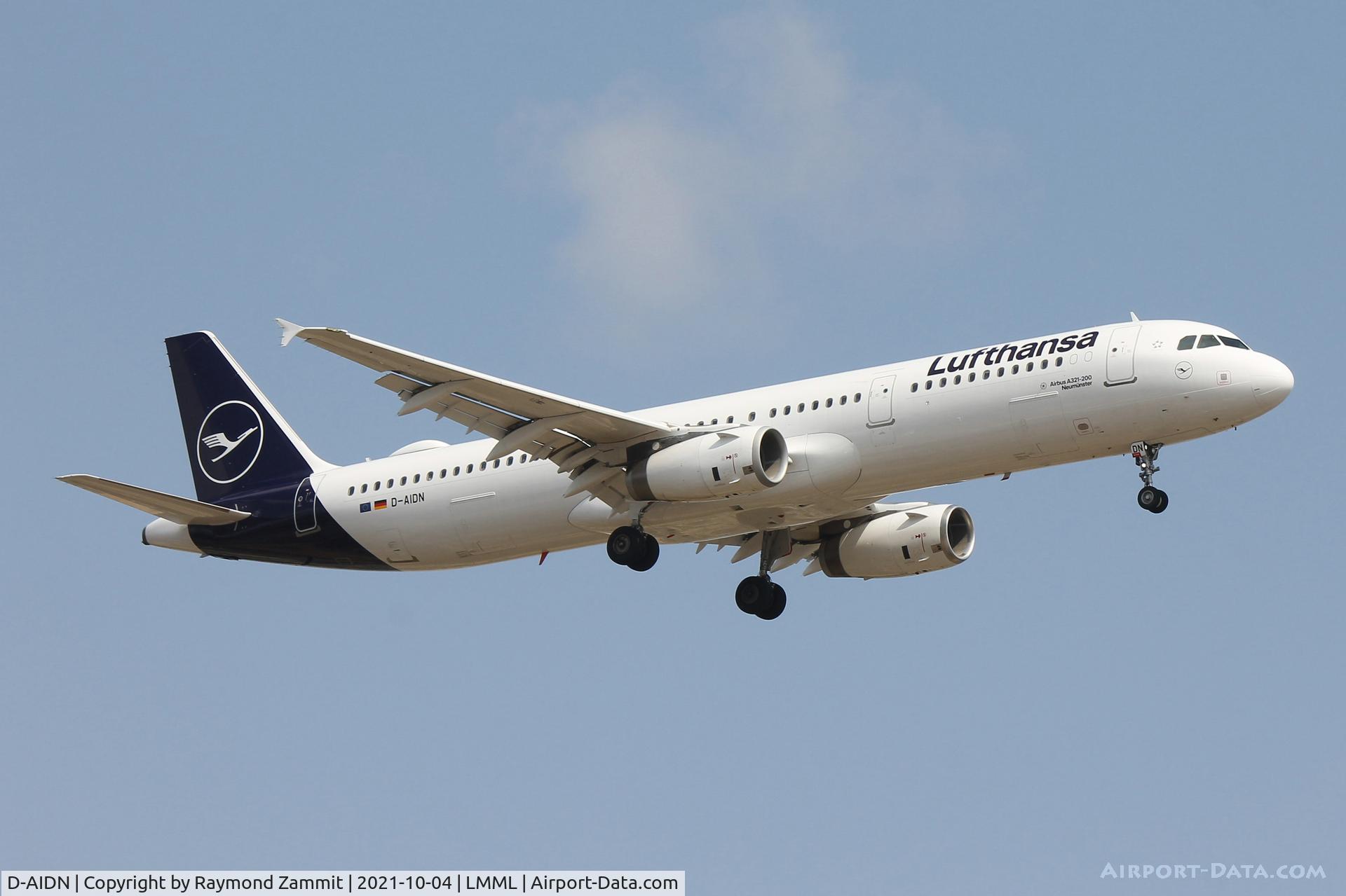D-AIDN, 2011 Airbus A321-231 C/N 4976, A321 D-AIDN Lufthansa