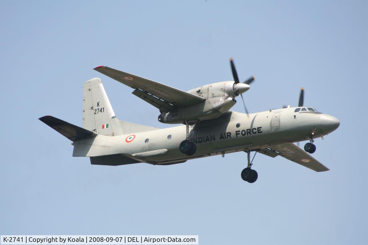 K-2741, 1986 Antonov AN-32 C/N 0807, Nice plane...