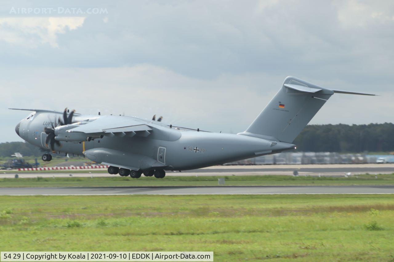 54 29, 2019 Airbus A400M-180 Atlas C/N 090, Take off!