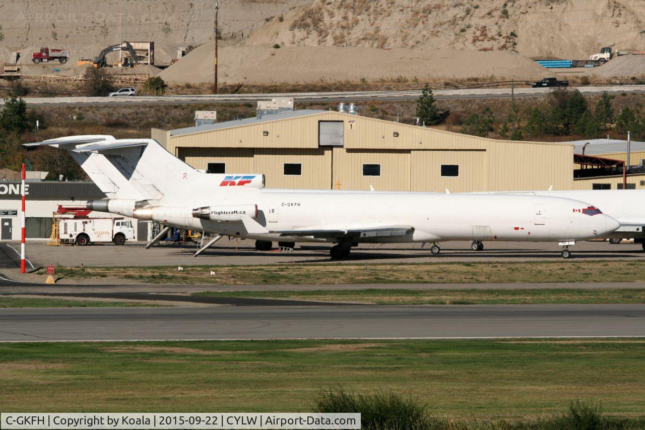 C-GKFH, 1981 Boeing 727-223 C/N 22460, KF storage