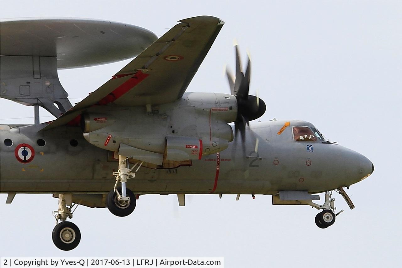 2, Grumman E-2C Hawkeye 2000 (G-123) C/N FR-2, Grumman E-2C Hawkeye, On final rwy 08, Landivisiau Naval Air Base (LFRJ) Tiger Meet 2017