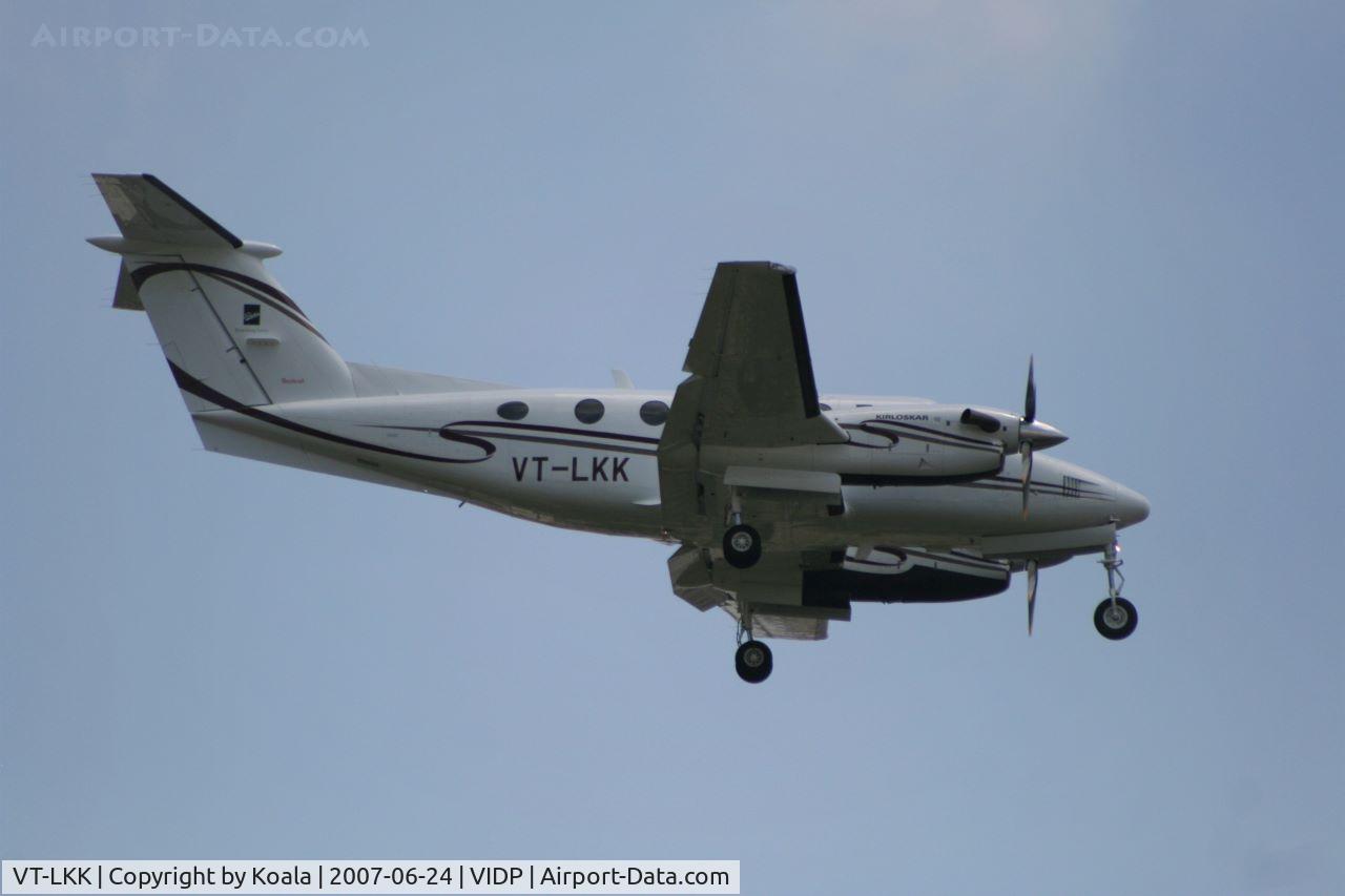 VT-LKK, Beechbraft B200 King Air C/N BB-1895, Final approach