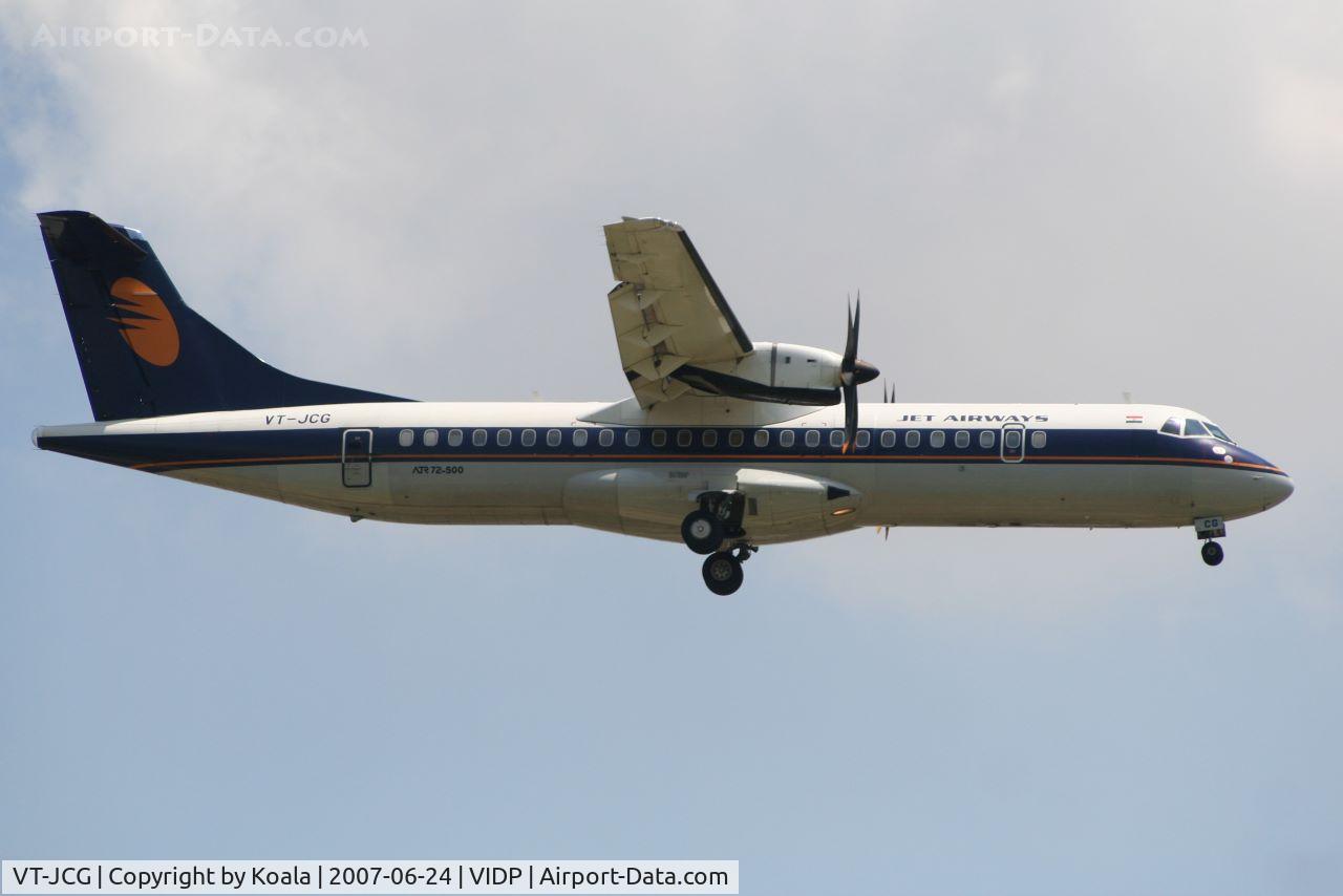 VT-JCG, 2001 ATR 72-212A C/N 679, Final approach