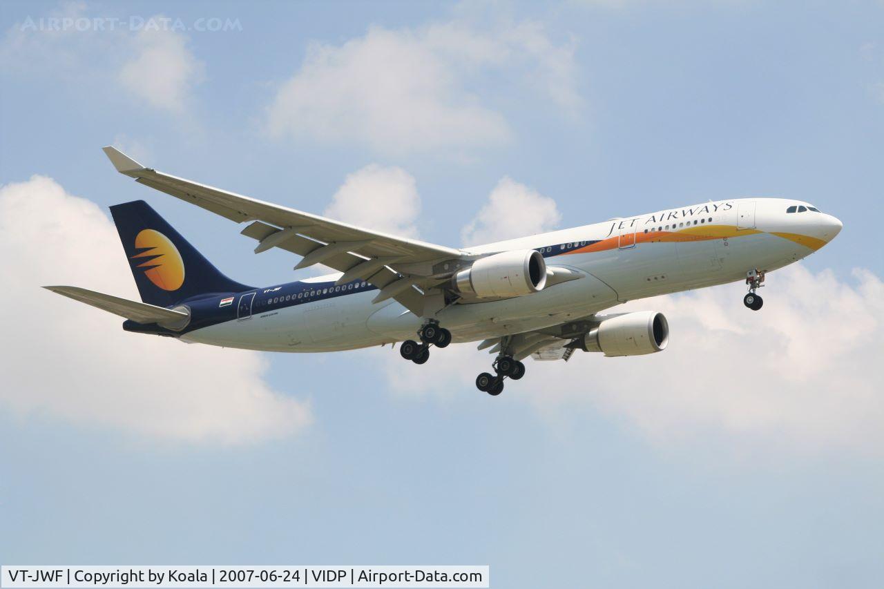 VT-JWF, 2007 Airbus A330-202 C/N 825, Final approach