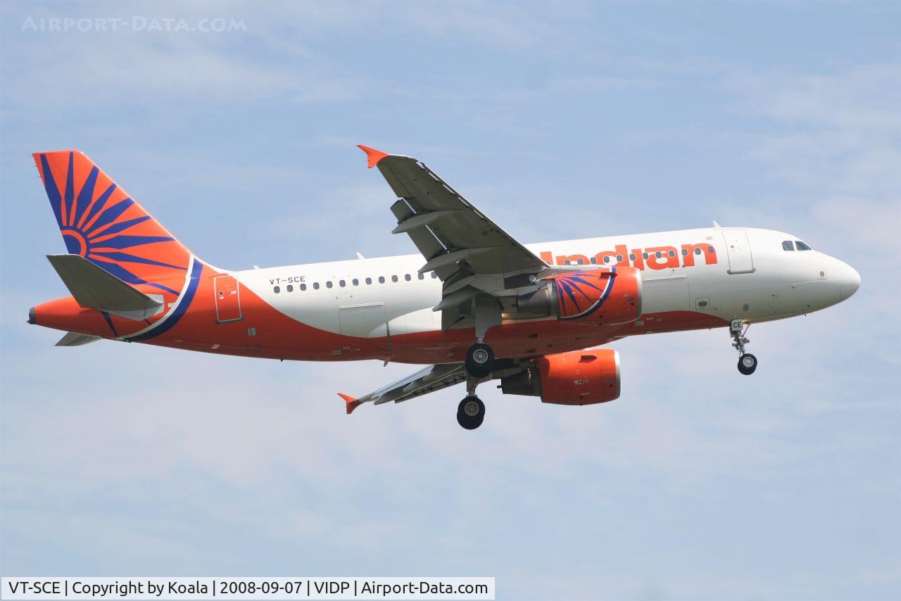 VT-SCE, 2002 Airbus A319-112 C/N 1718, Final approach