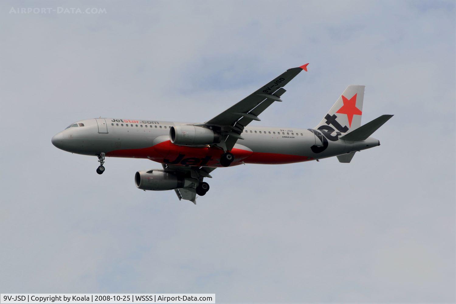 9V-JSD, 2005 Airbus A320-232 C/N 2401, Final approach