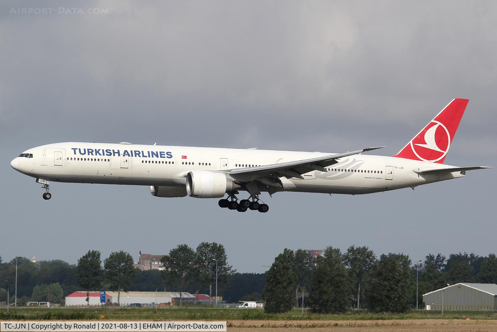TC-JJN, 2011 Boeing 777-3F2/ER C/N 40795, at spl