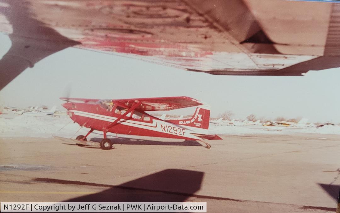 N1292F, 1975 Cessna A185F Skywagon 185 C/N 18502668, Pictured back in 1972 at Palwaukee Airport in Wheeling, IL
