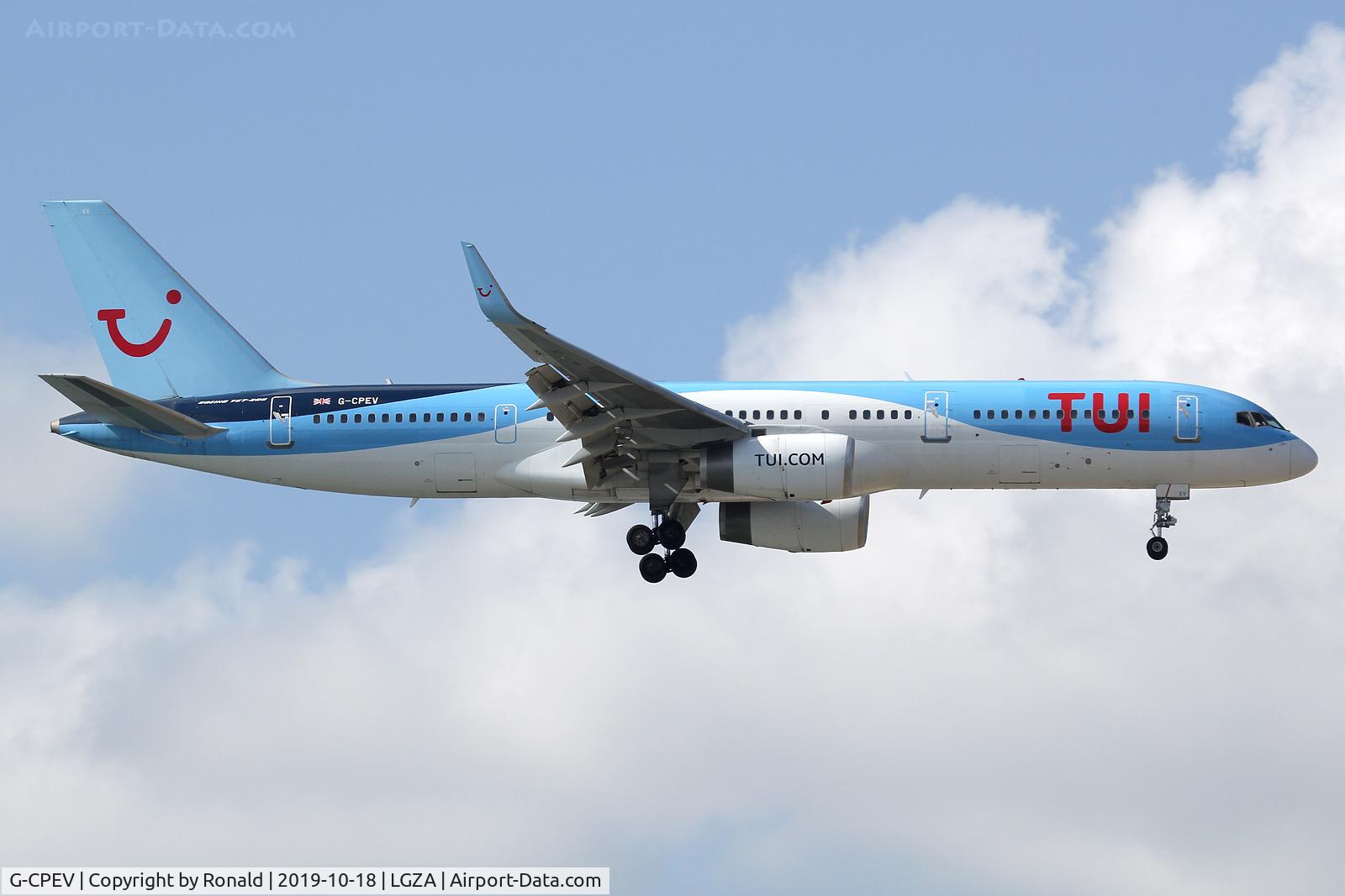 G-CPEV, 1999 Boeing 757-236 C/N 29943, at zth