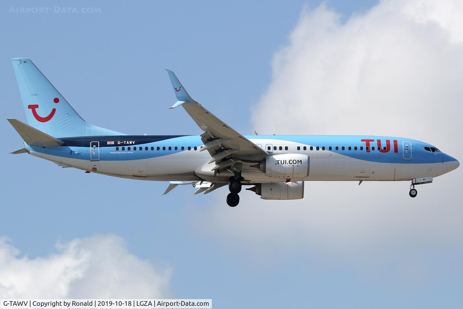 G-TAWV, 2015 Boeing 737-8K5 C/N 41662, at zth