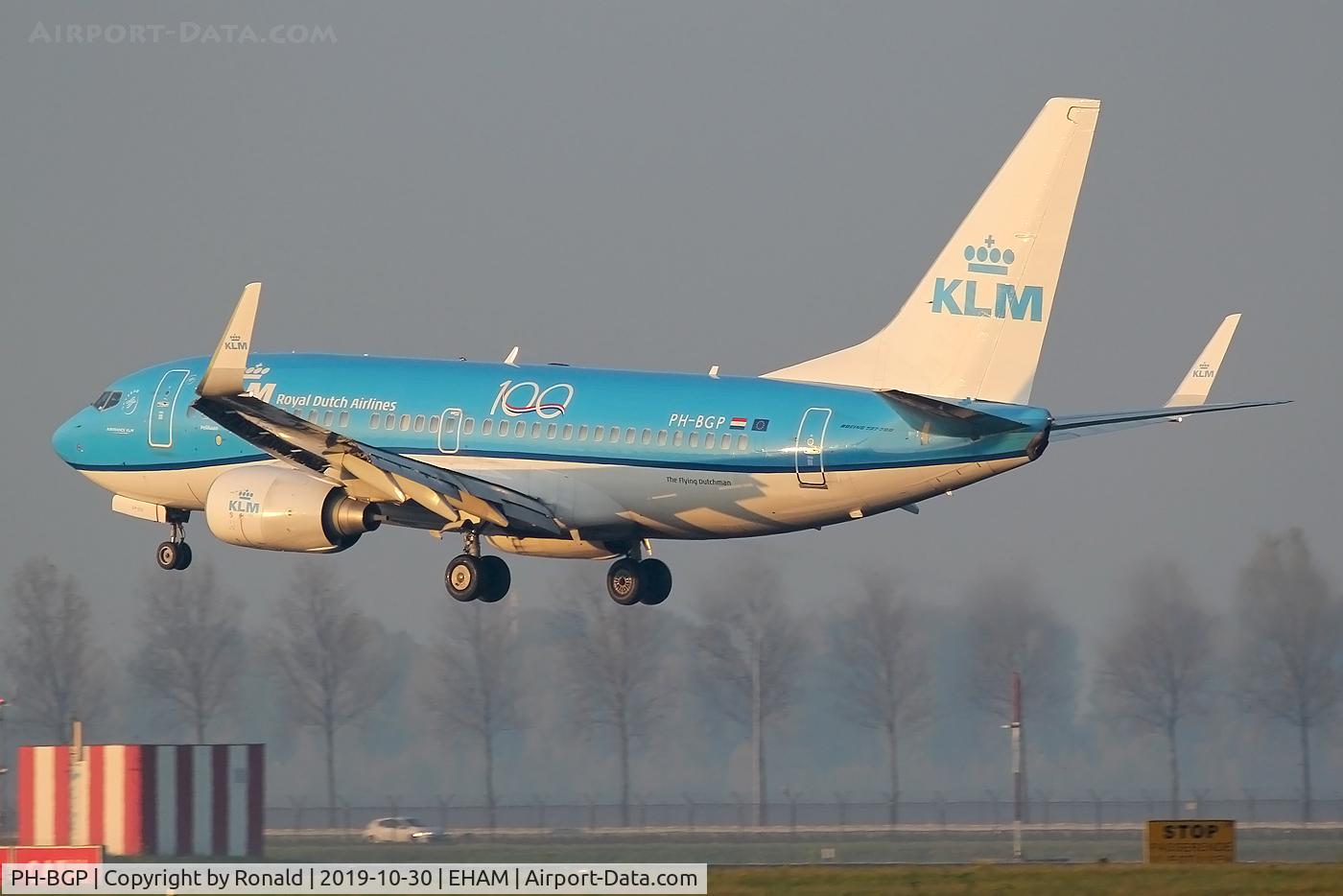 PH-BGP, 2011 Boeing 737-7K2 C/N 38127, at spl