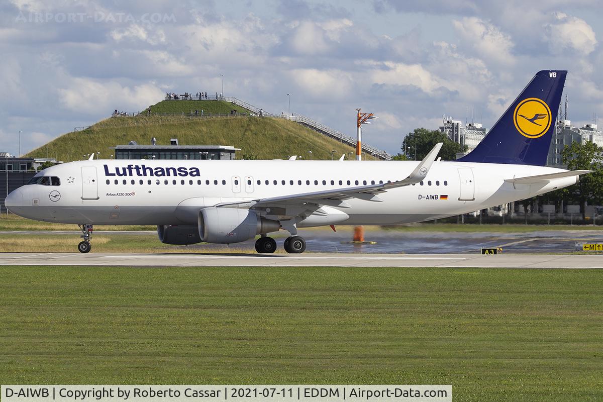 D-AIWB, 2017 Airbus A320-214 C/N 7699, Munich Airport