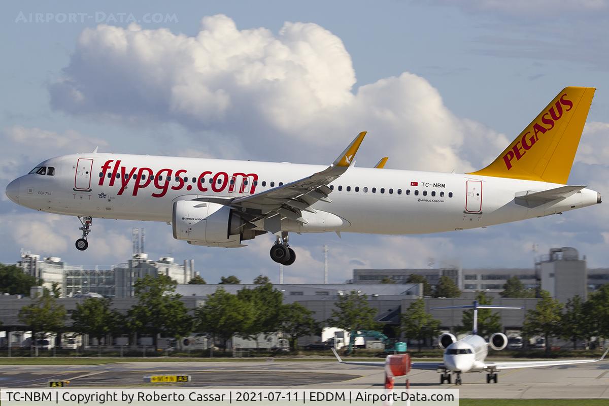 TC-NBM, 2017 Airbus A320-251N C/N 7990, Munich Airport