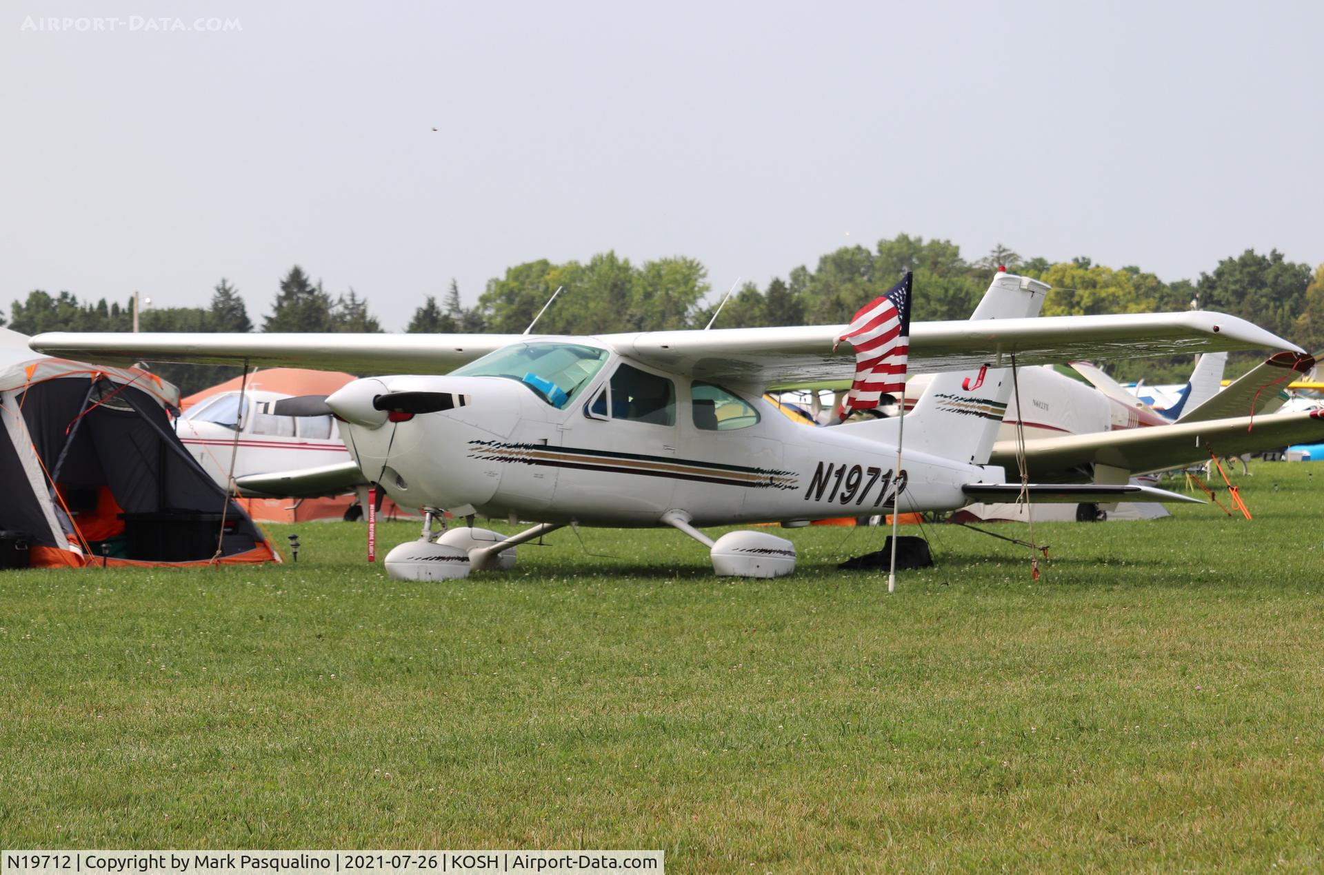 N19712, Cessna 177B Cardinal C/N 17702586, Cessna 177B