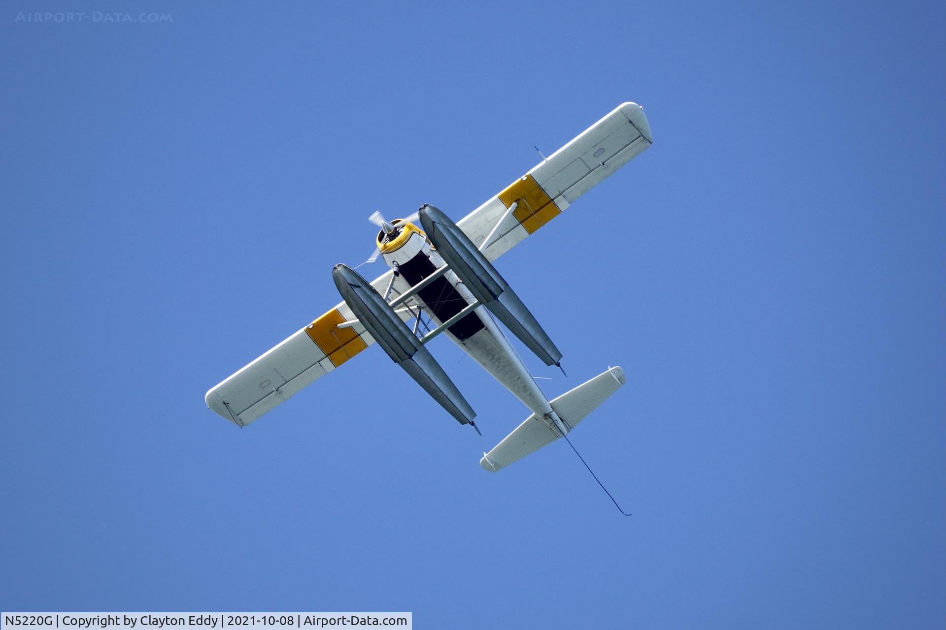 N5220G, 1955 De Havilland Canada DHC-2 Beaver Mk.1 C/N 833, Fleet Week San Francisco 2021.