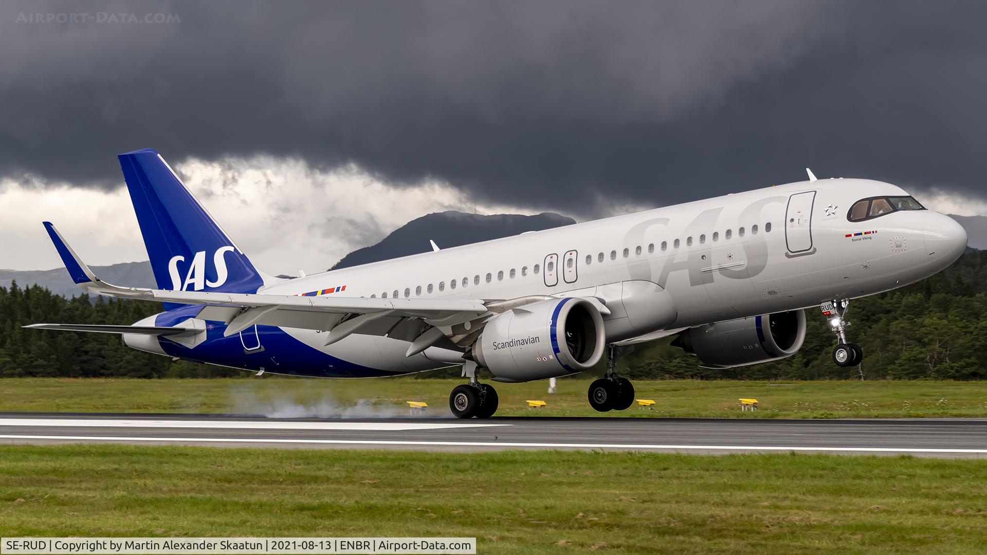 SE-RUD, 2021 Airbus A320-251N C/N 10145, Landing at rwy. 17.