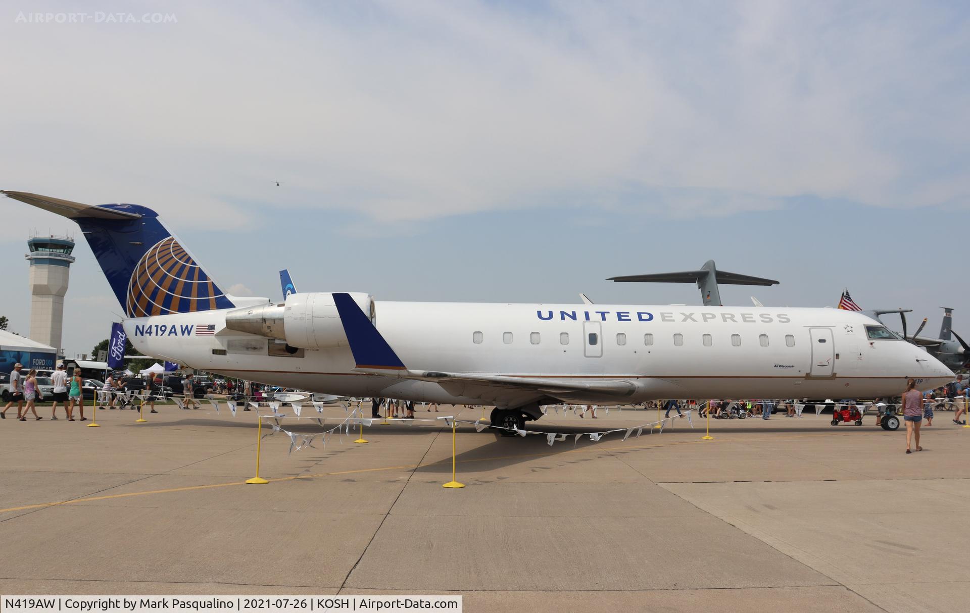 N419AW, 2002 Bombardier CRJ-200LR (CL-600-2B19) C/N 7633, CL-600-2B19