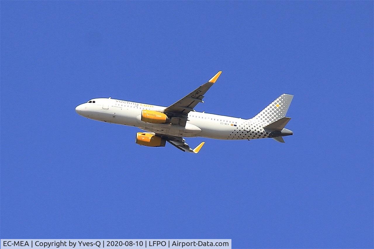 EC-MEA, 2014 Airbus A320-232 C/N 6400, Airbus A320-232, Climbing from rwy 24, Paris Orly airport (LFPO-ORY)
