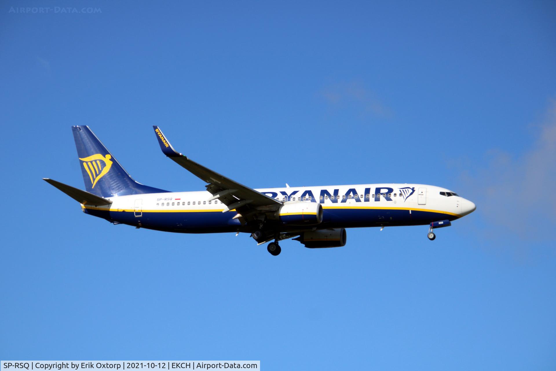 SP-RSQ, 2017 Boeing 737-800 C/N 44774, SP-RSQ landing rw 04L
