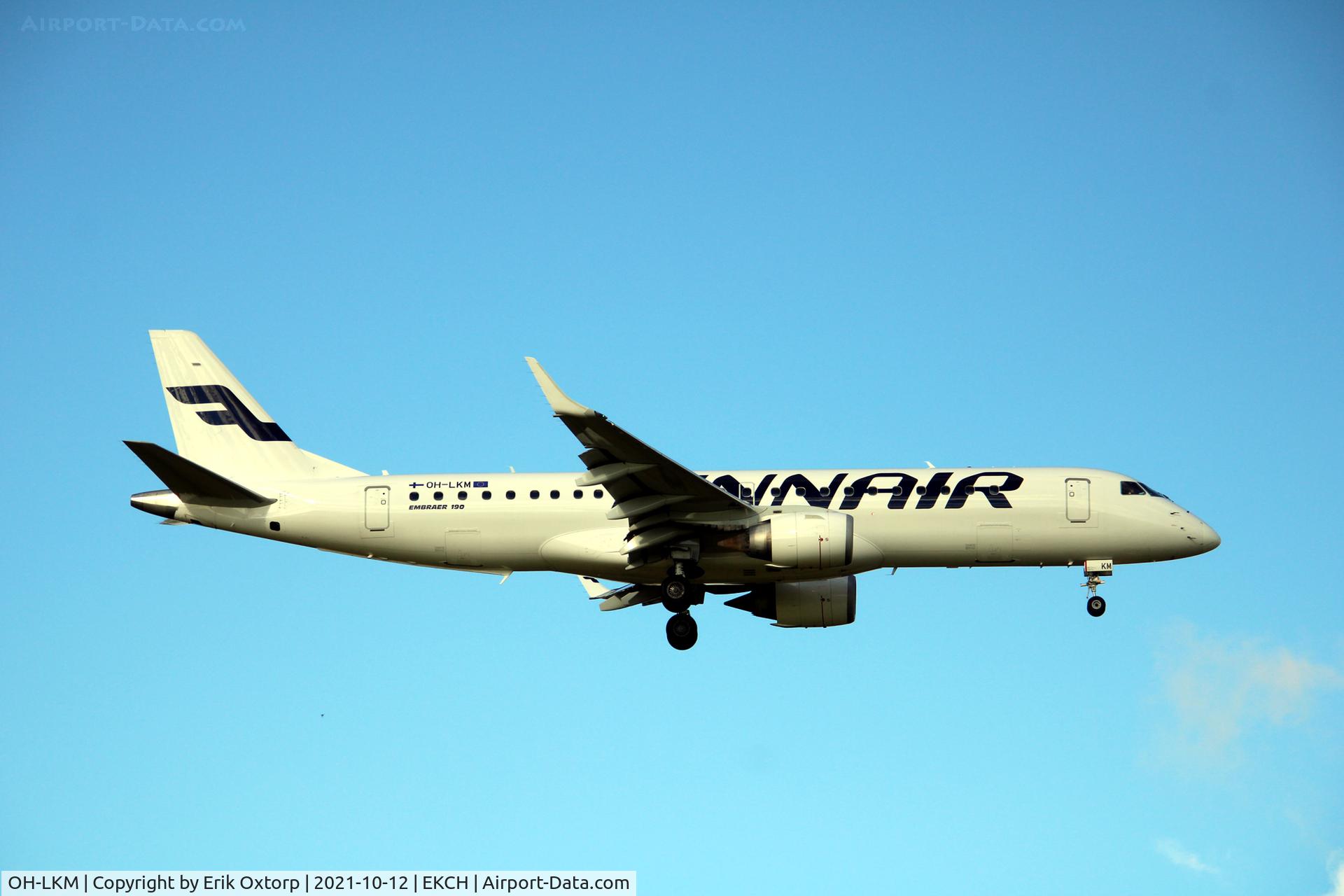 OH-LKM, 2008 Embraer 190LR (ERJ-190-100LR) C/N 19000160, OH-LKM landing rw 04L