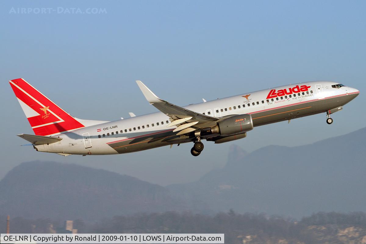 OE-LNR, 2005 Boeing 737-8Z9 C/N 33833, at lows
