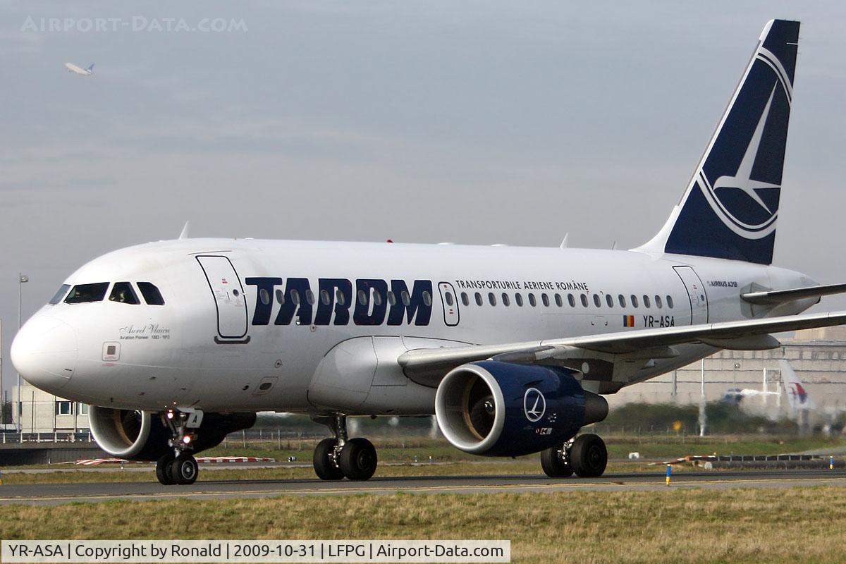 YR-ASA, 2006 Airbus A318-111 C/N 2931, at cdg