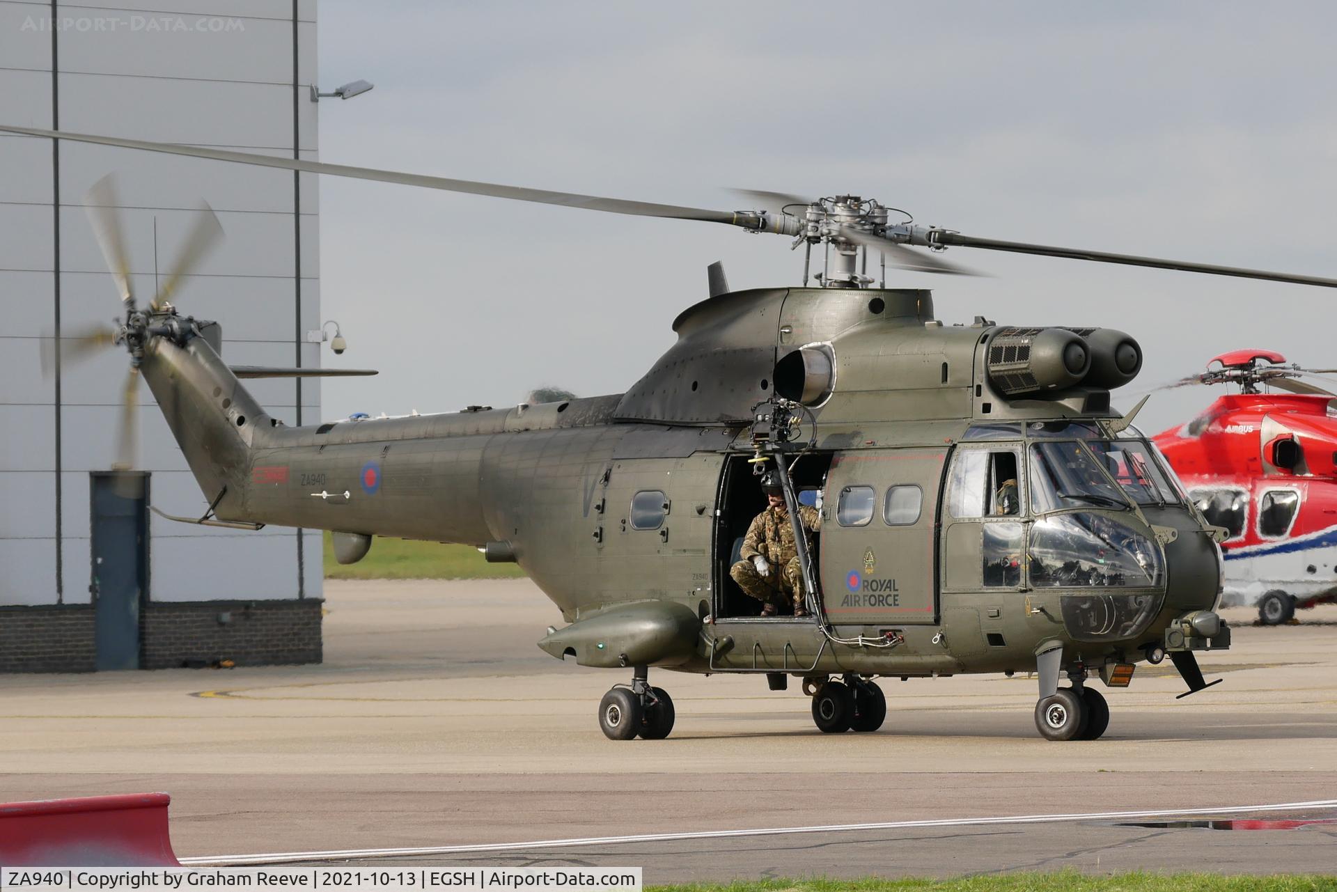 ZA940, 1981 Westland Puma HC.2 C/N 1656, Departing from Norwich.