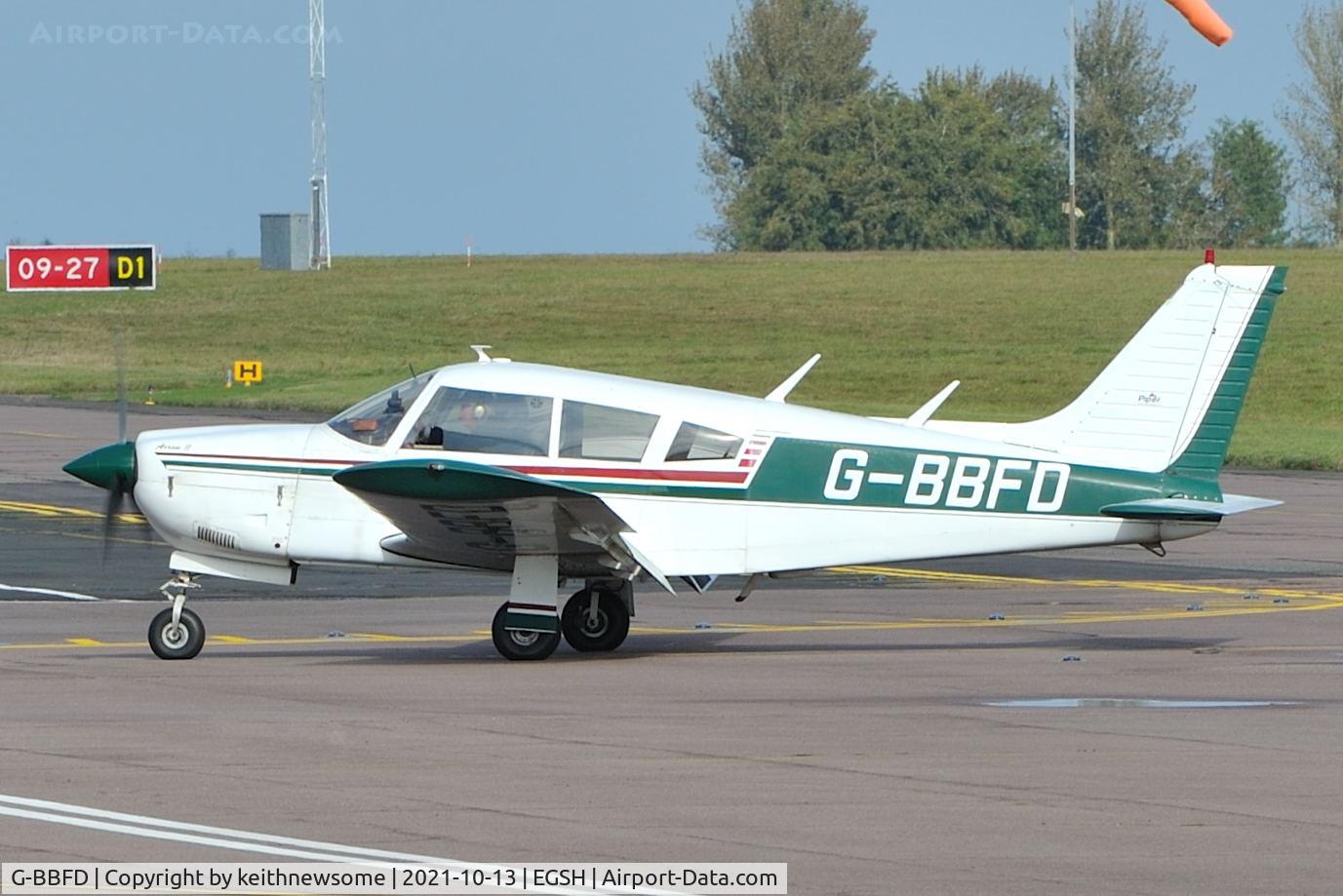 G-BBFD, 1973 Piper PA-28R-200-2 Cherokee Arrow II C/N 28R-7335342, Arriving at Norwich.