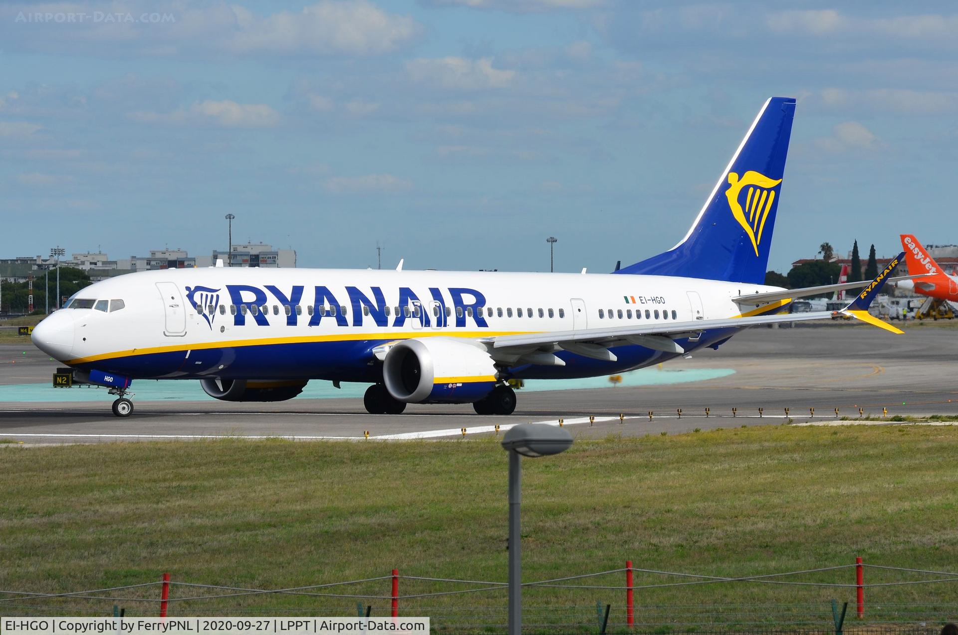 EI-HGO, 2021 Boeing 737-8200 C/N 65879, Ryanair B738M lining-up for departure to STN