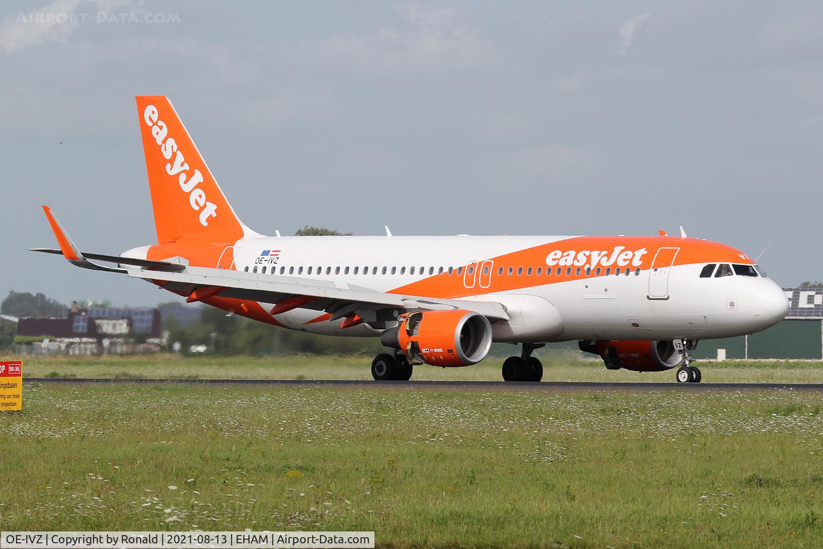 OE-IVZ, 2015 Airbus A320-214 C/N 6485, at spl