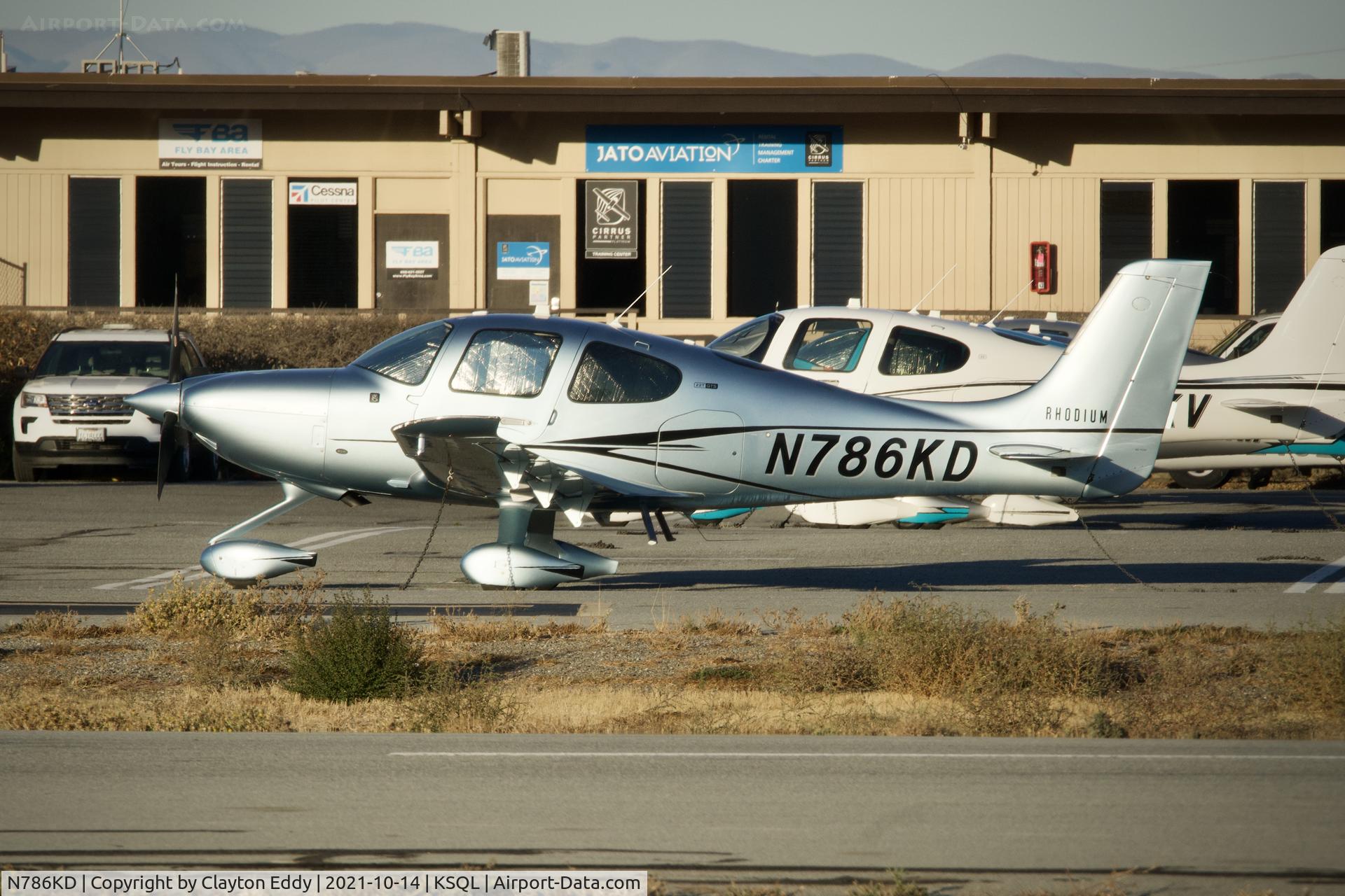 N786KD, 2020 Cirrus SR22T G6 C/N 2176, San Carlos airport California 2021.