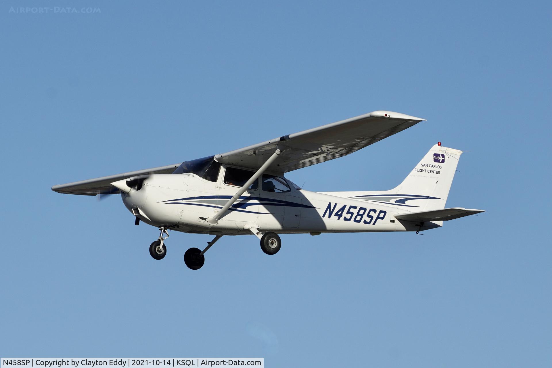 N458SP, 1999 Cessna 172S C/N 172S8323, San Carlos airport California 2021.