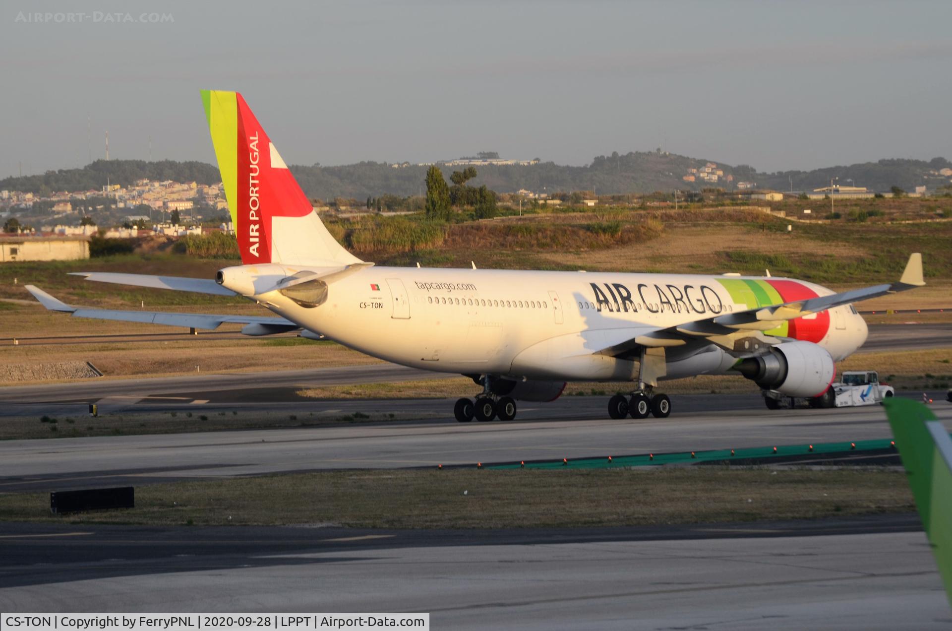 CS-TON, 2008 Airbus A330-202 C/N 904, TAP Air Cargo A332