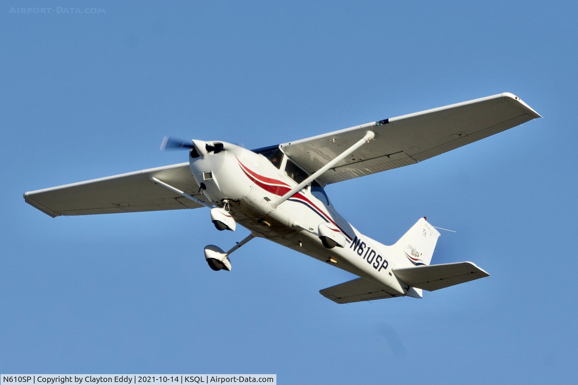 N610SP, 2000 Cessna 172S Skyhawk SP C/N 172S8591, San Carlos airport California 2021.