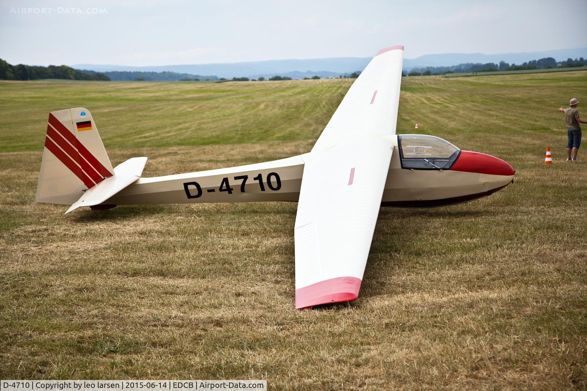 D-4710, 1962 Schleicher K-8B C/N 8614, Ballenstedt 14.6.2015