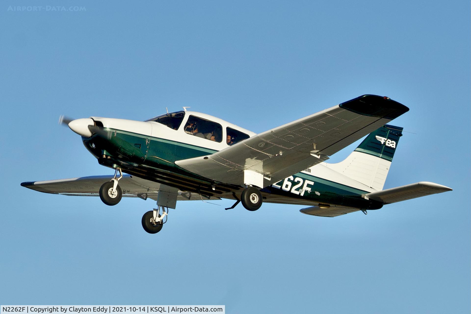 N2262F, 1978 Piper PA-28-181 C/N 28-7990074, San Carlos airport California 2021.