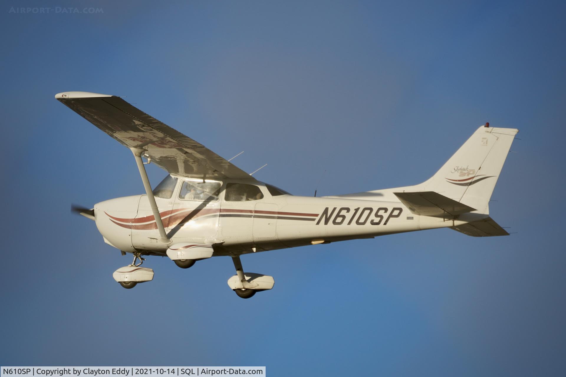 N610SP, 2000 Cessna 172S Skyhawk SP C/N 172S8591, San Carlos airport California 2021.