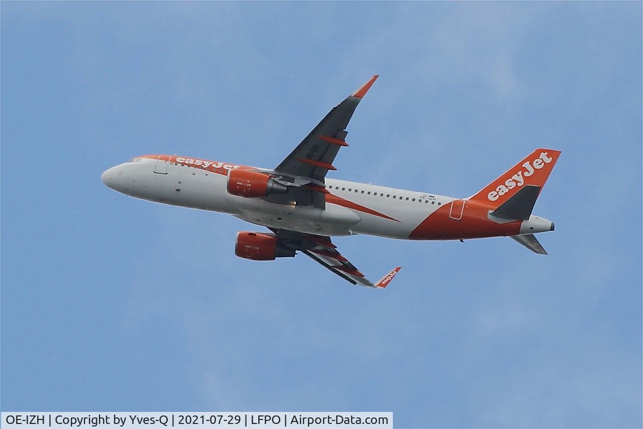 OE-IZH, 2015 Airbus A320-214 C/N 6892, Airbus A320-214, Climbing from rwy 24, Paris Orly airport (LFPO-ORY)