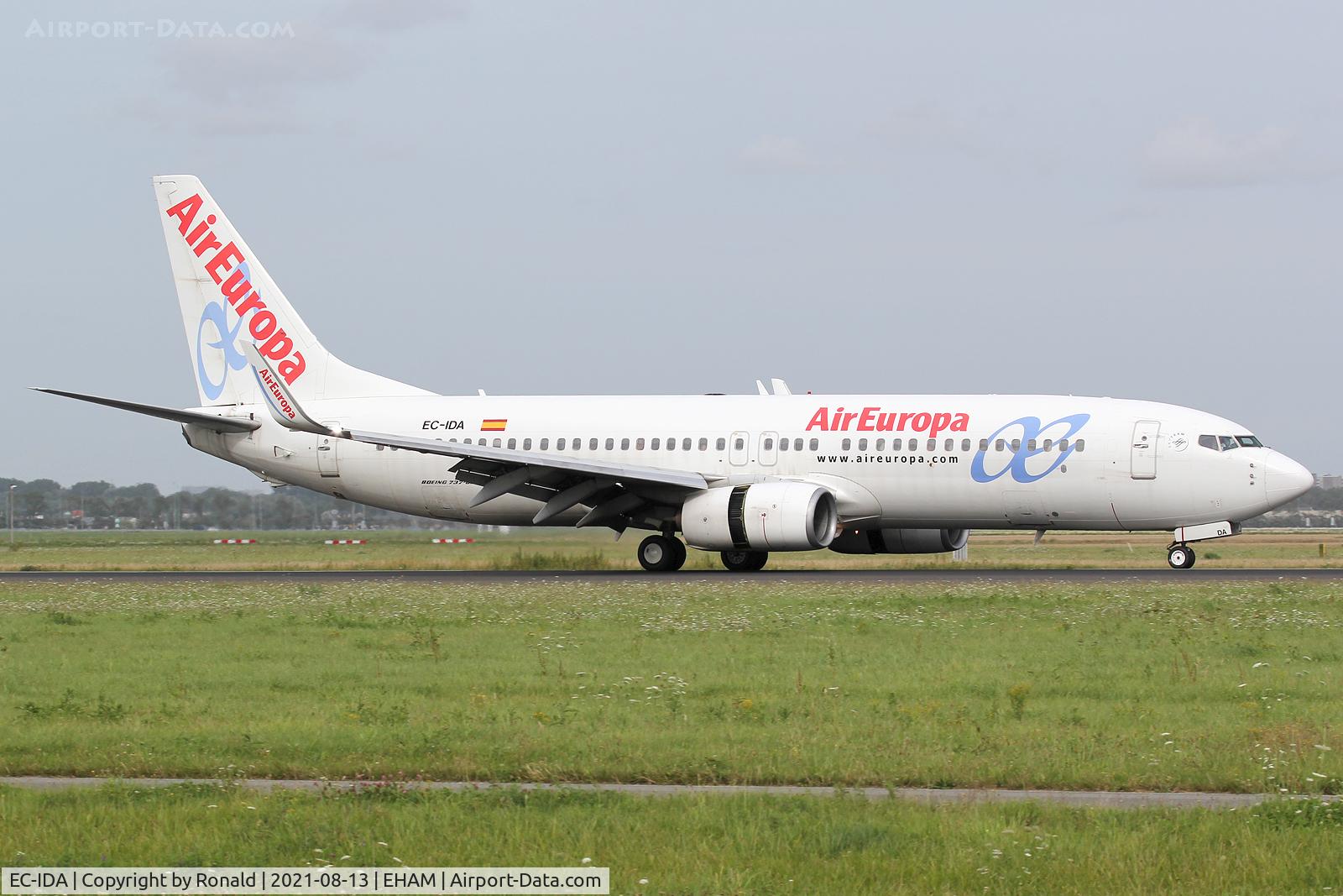 EC-IDA, 2002 Boeing 737-86Q C/N 32773, at spl