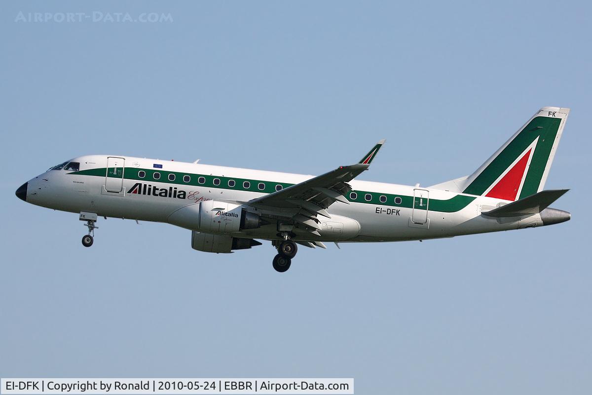 EI-DFK, 2004 Embraer 170LR (ERJ-170-100LR) C/N 17000033, at bru